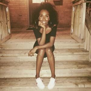 Meet your Posher, Awet